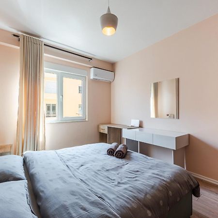 Sunny Central Apartment Дуррес Экстерьер фото