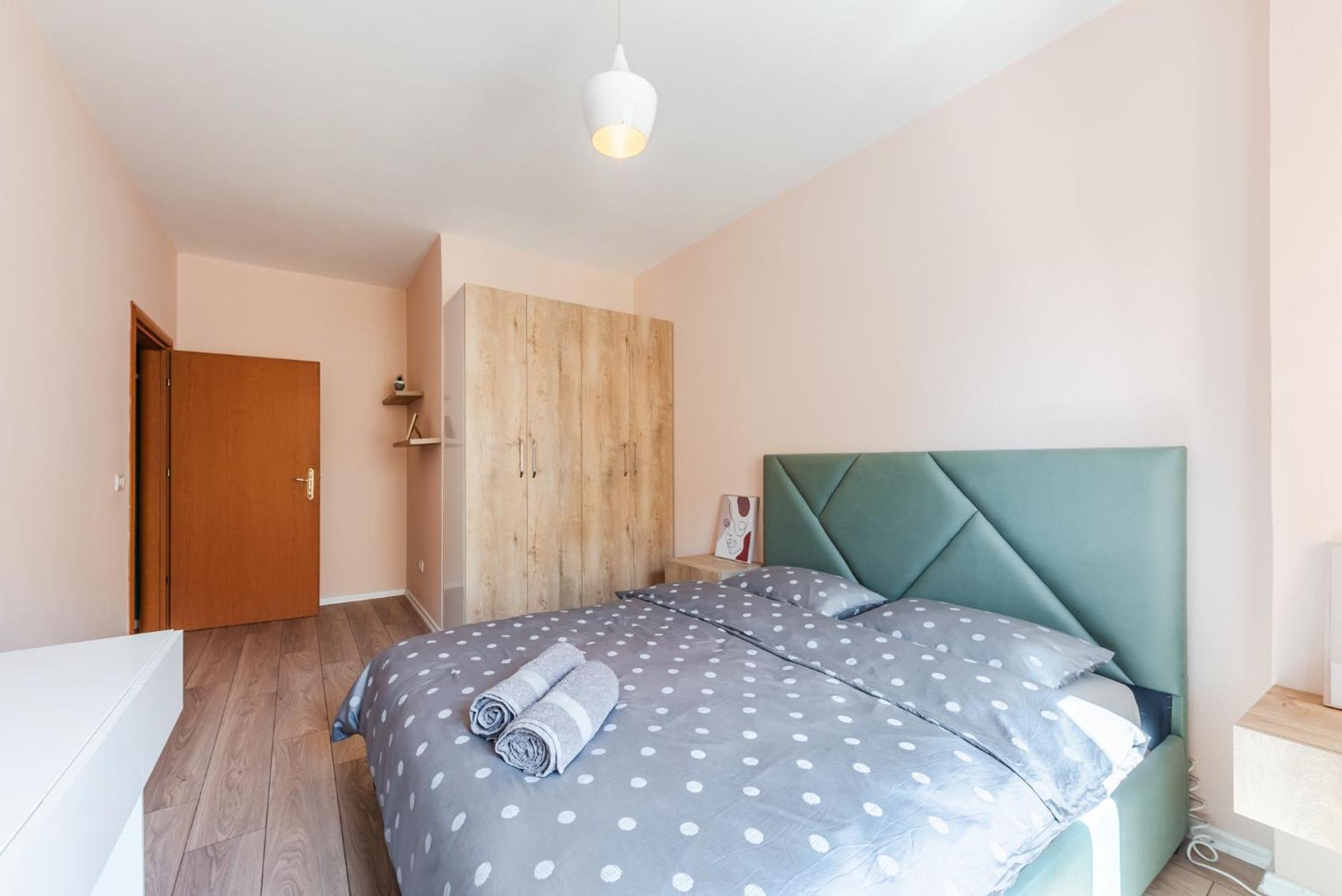 Sunny Central Apartment Дуррес Экстерьер фото