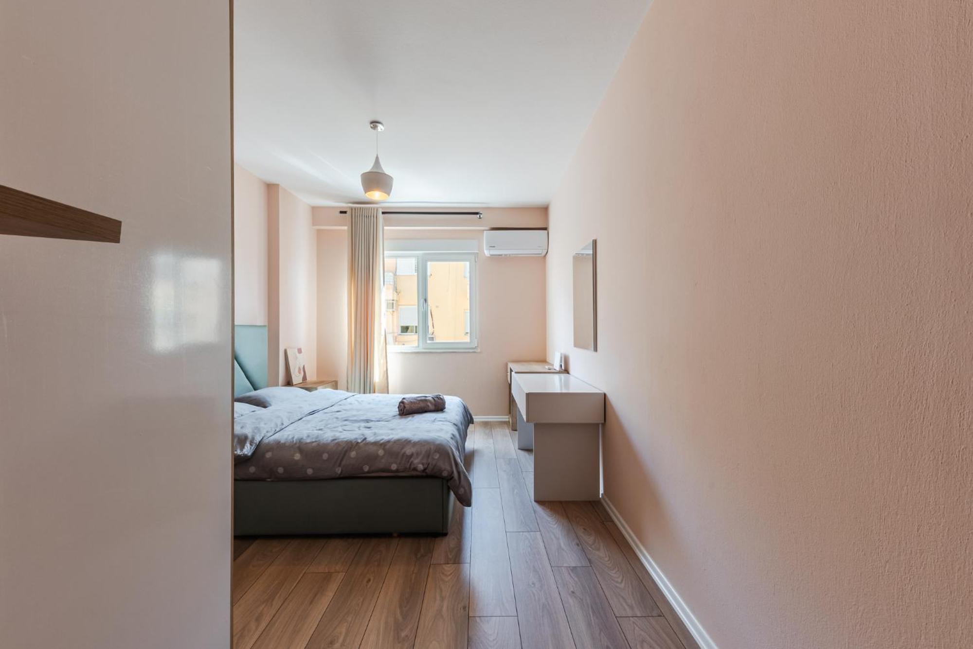 Sunny Central Apartment Дуррес Экстерьер фото
